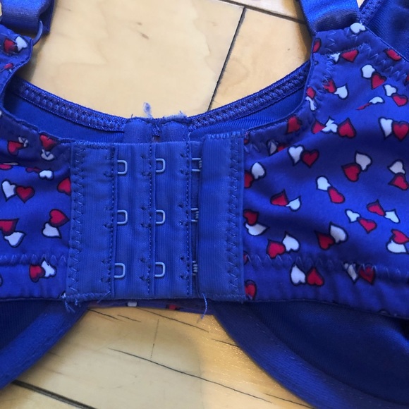 SOLD**********Avenue Body 40DD(E) bra - Picture 5 of 5